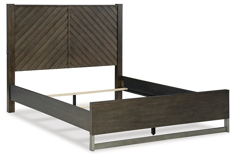 Arkenton  Panel Bed